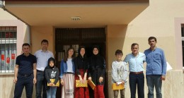 Erenler İmam Hatip Ortaokulu ve Erenler İlkokulu Sınıf Birincilerine Plaket